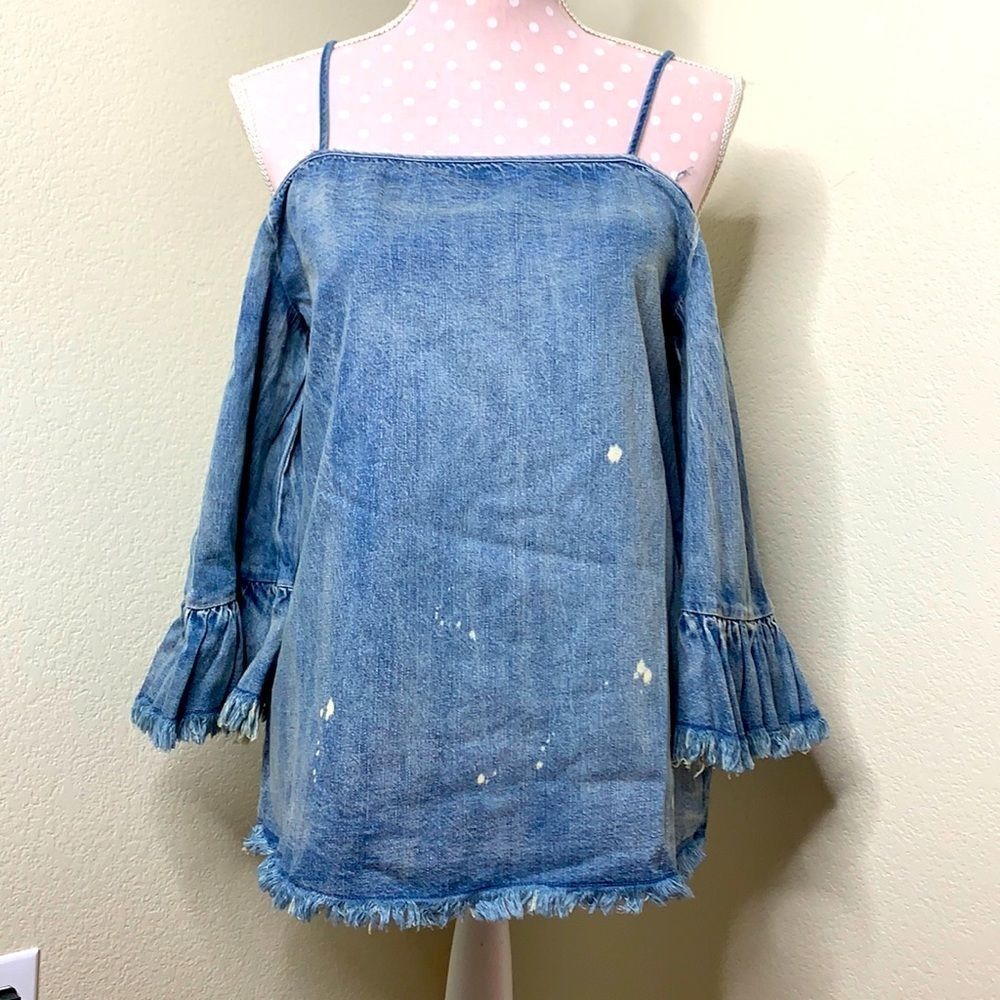 do & be | Denim Cold Shoulder Raw Hem Top